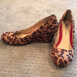 Chinese Laundry cheetah print wedges